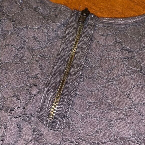 Top    - Picture 2 of 7